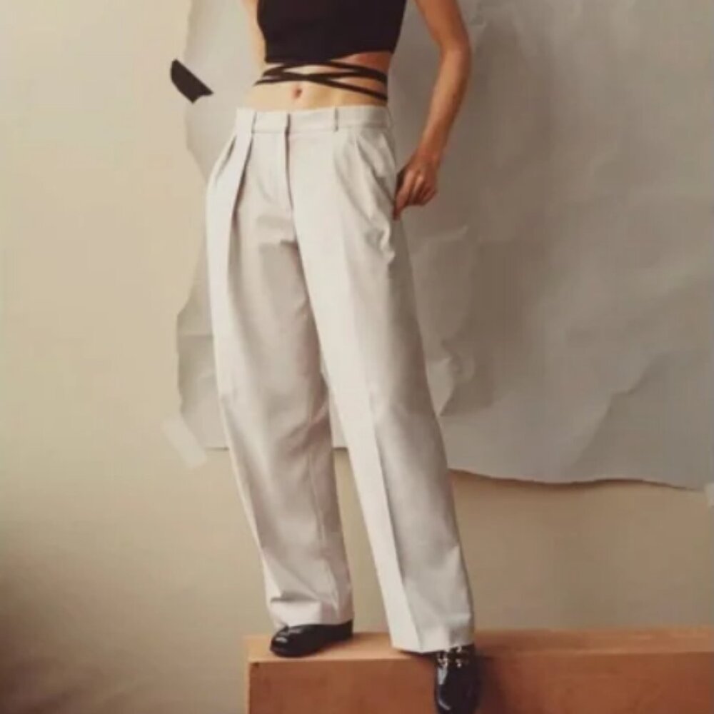 Revue Pant size 0 Babaton Aritzia